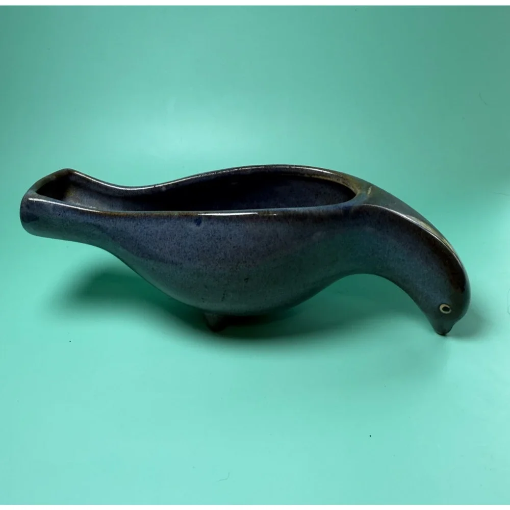 Vintage Smoky Mountain Tennessee Pottery Pigeon Bird Planter Feet MCM Blue Drip - Picture 1 of 9